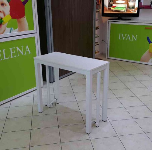 Dodatne ploče možete staviti bilo gde tako da ne smetaju.